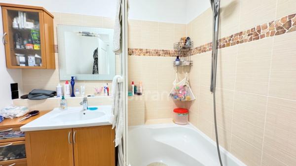 Appartement à louer 5 pièces NOISY LE ROI (78)