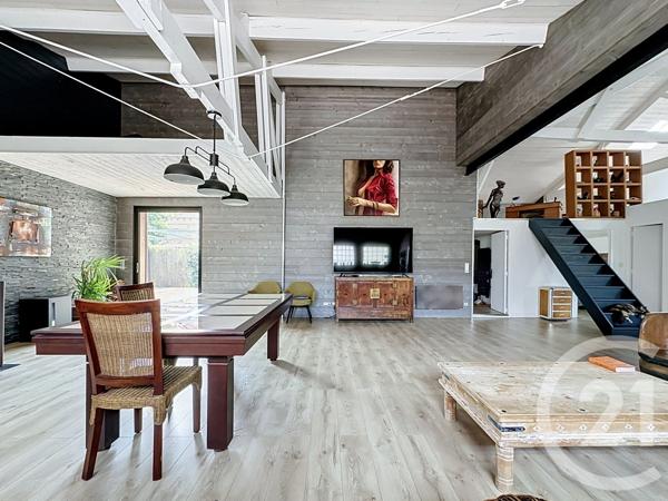 Maison à vendre  5 pièces - 204,73 m 2   GUJAN MESTRAS  - 33