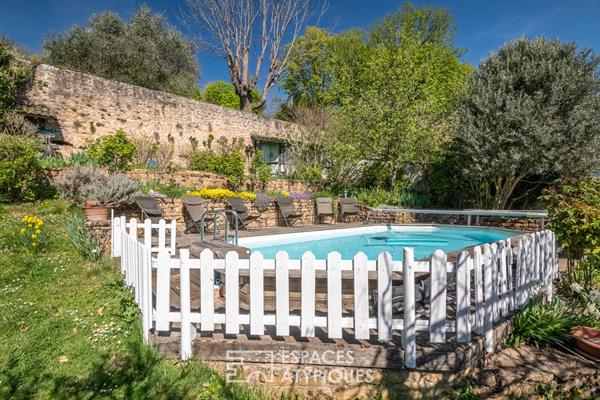Maison en Pierres Dorées au coeur du Vieux Collonges