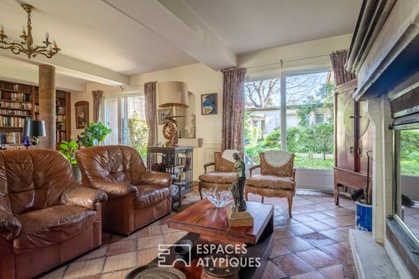 Maison en Pierres Dorées au coeur du Vieux Collonges