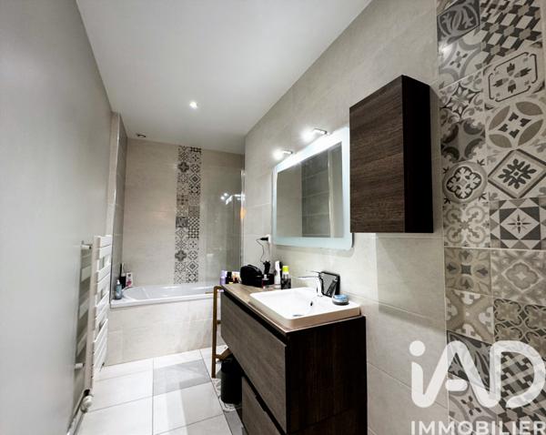 Maison à vendre 7 pièces 193 m² Arques-la-Bataille