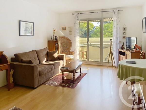 Appartement à vendre  2 pièces - 44 m 2   COUERON  - 44