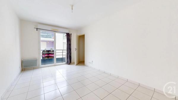 Appartement à vendre  2 pièces - 44 m 2   COUERON  - 44