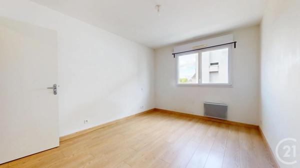 Appartement à vendre  2 pièces - 44 m 2   COUERON  - 44