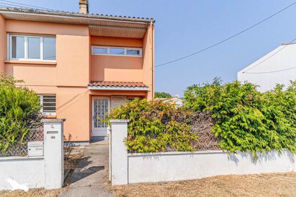 Maison 324 632 € Villenave-d'Ornon 4 p 79 m² DPE D
