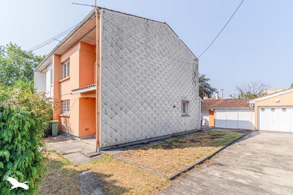 Maison 324 632 € Villenave-d'Ornon 4 p 79 m² DPE D
