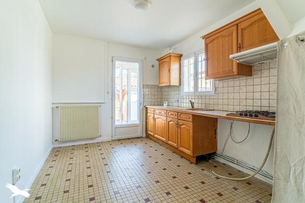 Maison 324 632 € Villenave-d'Ornon 4 p 79 m² DPE D