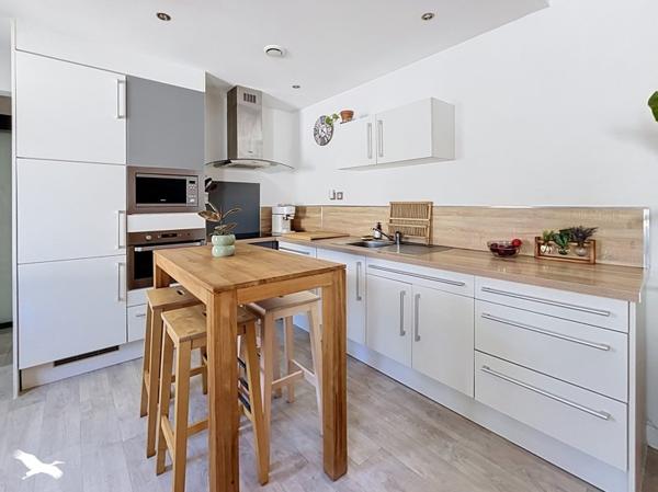 Maison 295 999 € Bègles 3 p 48 m² DPE D