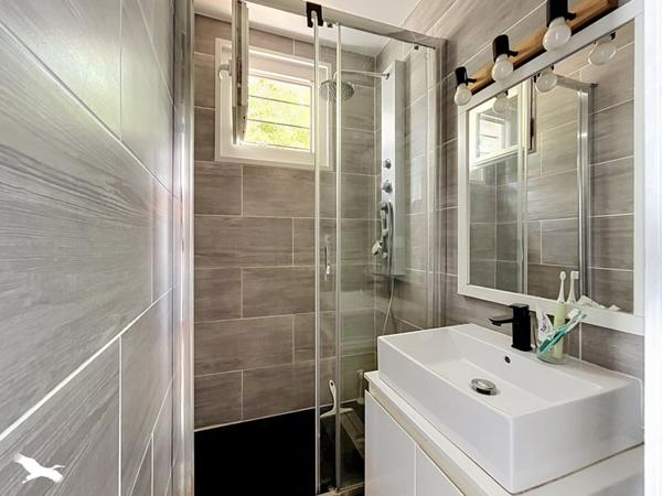Maison 295 999 € Bègles 3 p 48 m² DPE D