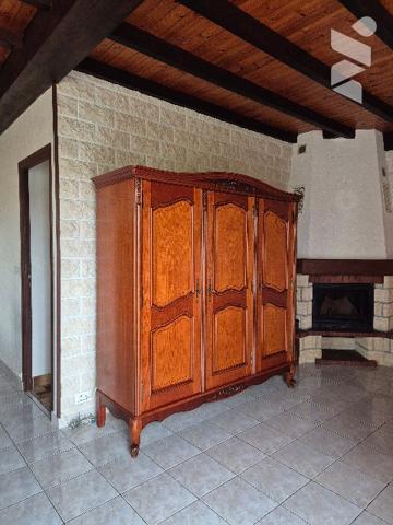 A LUCON, pavillon de plain-pied de 130 m²,  4 chbres, 1 bureau et terrain clos et arboré de 866 m².