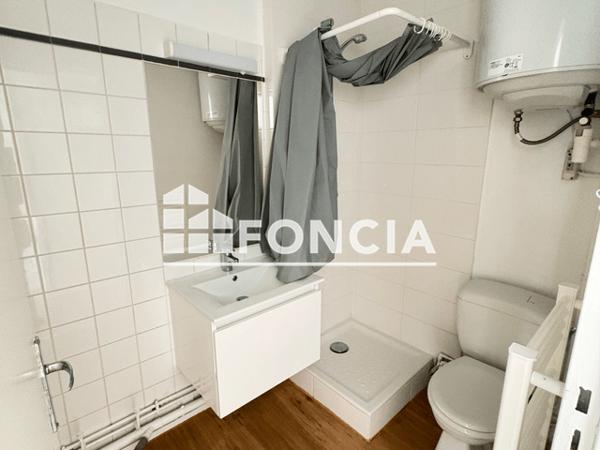 Location Studio 18.93 m² - 49-55 RUE DONISSAN Bordeaux 33000