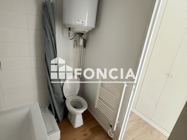 Location Studio 18.93 m² - 49-55 RUE DONISSAN Bordeaux 33000