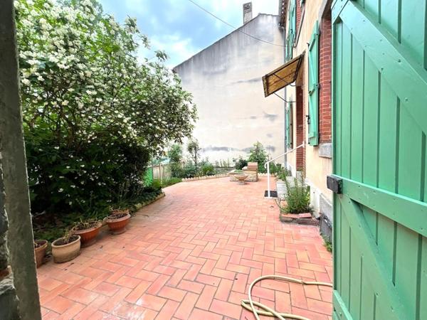 En exclusivité  Maison à vendre 9 pièces LABRUGUIERE (81)