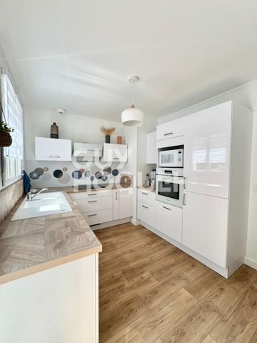 Maison Fleury Village 5 pièces 87 m2