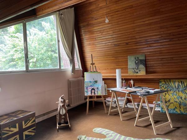 Maison d’architecte dans un domaine privé aux portes de Saint-Germain-en-Laye