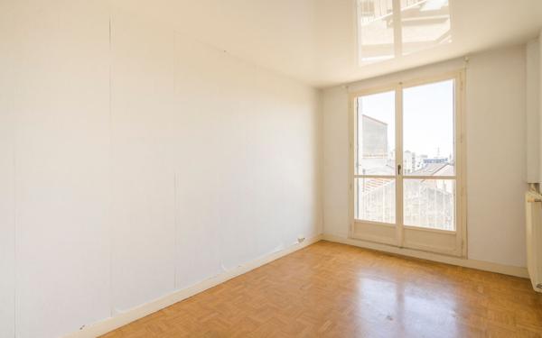 Appartement à vendre    3 pièces • 56 m2 Gagny