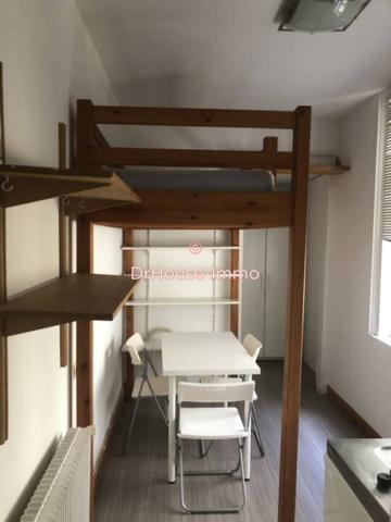 Appartement à louer 1 pièce de 11 m²