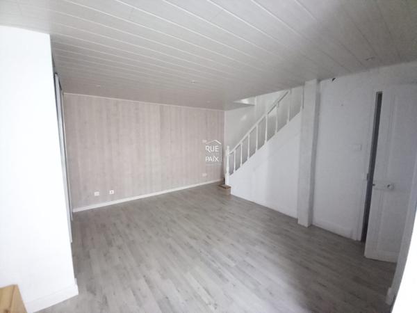 86360 CHASSENEUIL DU POITOU Maison Chasseneuil Du Poitou 4 pièce 89 m²