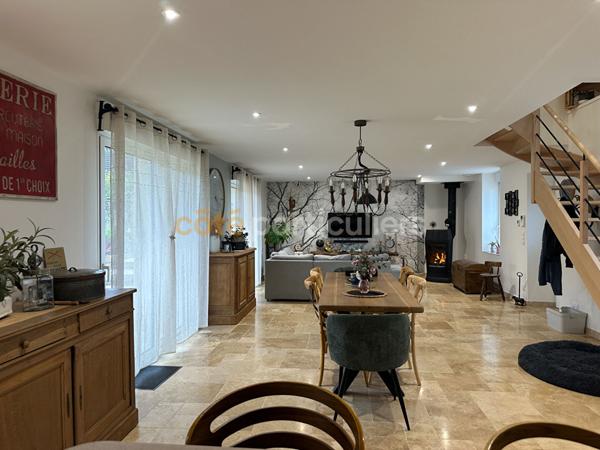 Vente Maison154 m² - 6 Pièces - MOLAY LITTRY (14330)