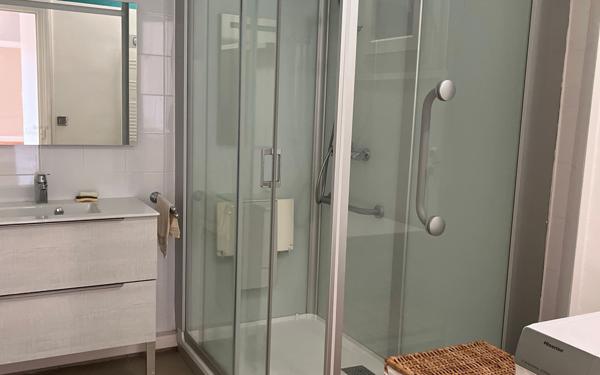 Appartement à louer    3 pièces • 74 m2 Pau