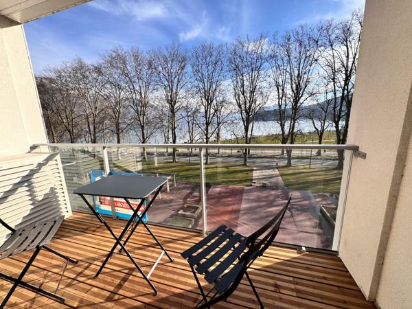 Magnifique appartement T3 face au lac