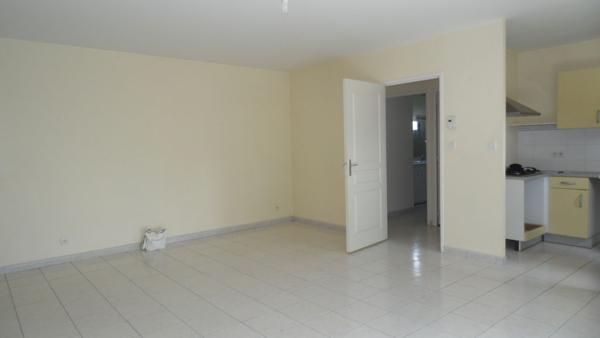 Appartement TRELAZE 3 pièce(s) 65 m2