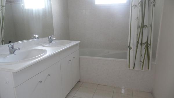 Appartement TRELAZE 3 pièce(s) 65 m2