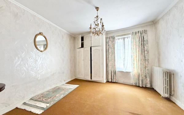 Maison à vendre    3 pièces • 79,44 m2 Chartres