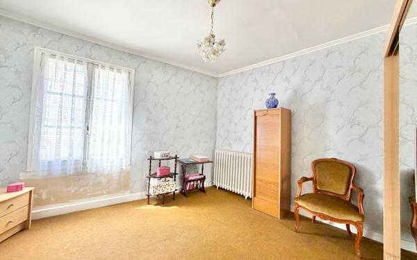 Maison à vendre    3 pièces • 79,44 m2 Chartres