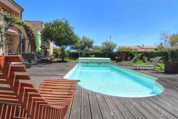 Villa T5 piscine et garage