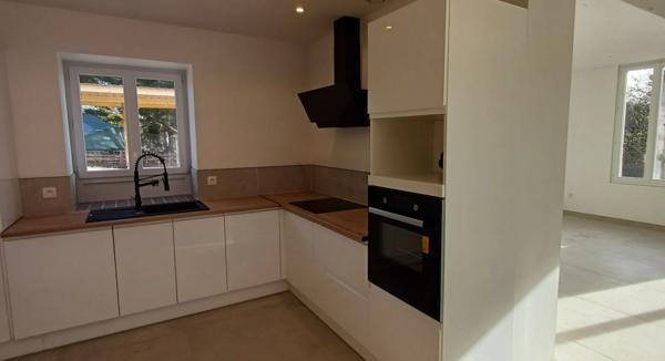 Maison à vendre 4 pièces SIREUIL (16)