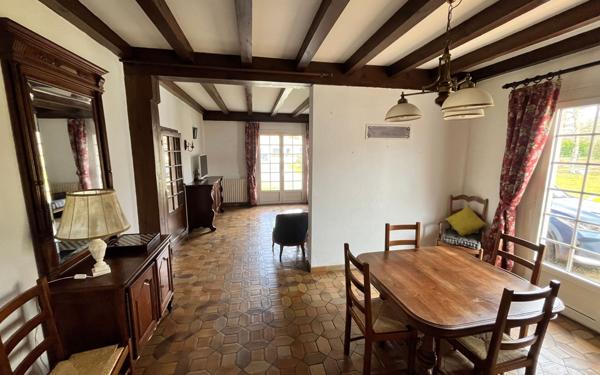 Maison à vendre    6 pièces •  Parentis-en-Born