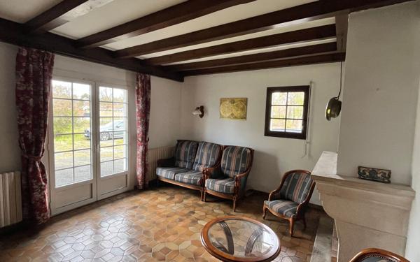 Maison à vendre    6 pièces •  Parentis-en-Born