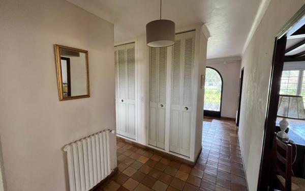 Maison à vendre    6 pièces •  Parentis-en-Born