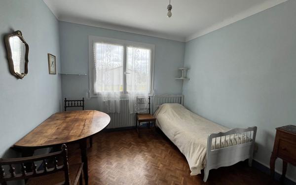 Maison à vendre    6 pièces •  Parentis-en-Born