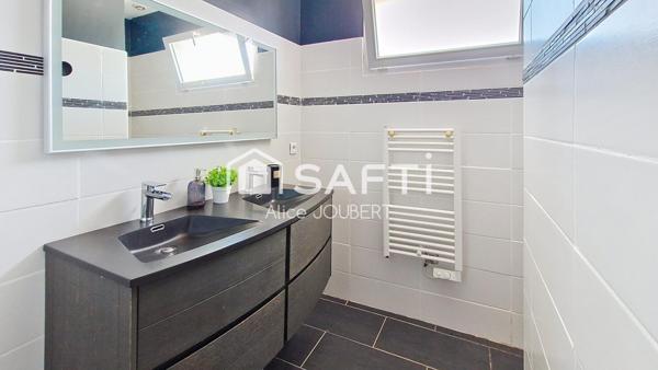 Maison d'architecte, proche centre-ville.