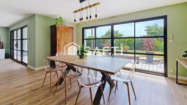 Maison d'architecte, proche centre-ville.