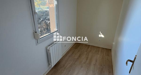 Location Appartement 2 pièces 45 m² - Guilherand-granges 07500