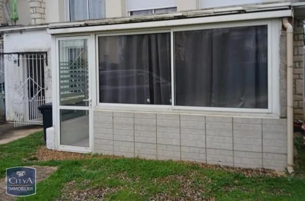 Appartement à louer 2 pièces 34.2m² Agen (47000)