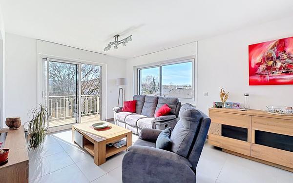 Appartement à vendre    3 pièces • 84,59 m2 Saint-Julien-en-Genevois