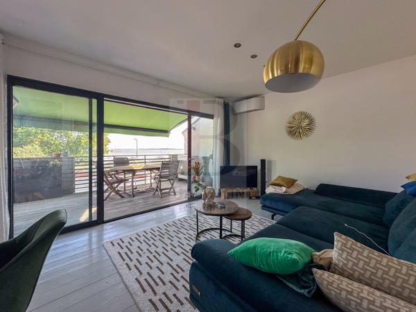 Maison vue mer avec garage
