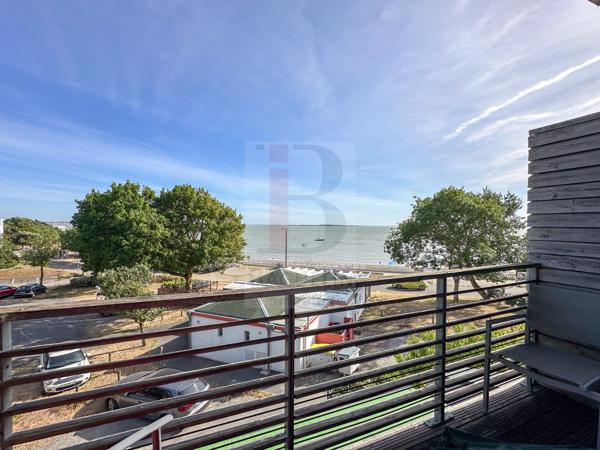Maison vue mer avec garage