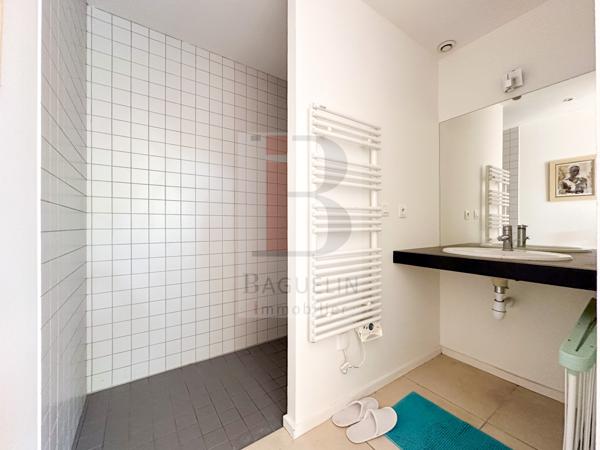 Maison vue mer avec garage