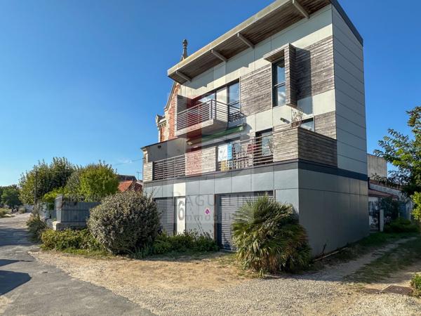 Maison vue mer avec garage