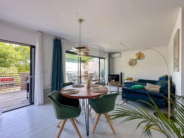 Maison vue mer avec garage