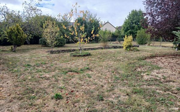 Maison à vendre    5 pièces • 106 m2 La Chapelle-Saint-Ursin