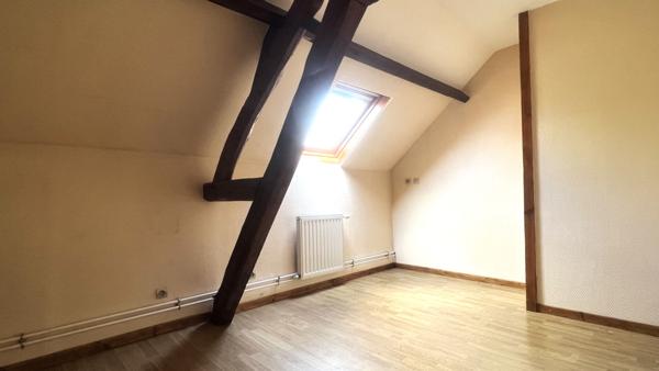 NOAILLES MAISON SEJOUR CUISINE 4 CHAMBRES JARDIN COMMERCES ECOLES