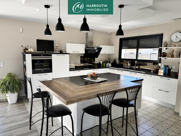 Maison 5 pièce(s) 4 chambre(s) 129 m²