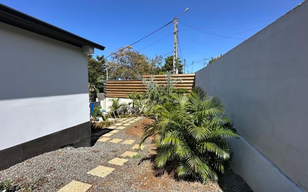 Appartement à louer    2 pièces •  L'Étang-Salé