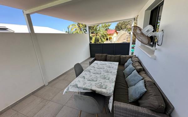 Appartement à louer    2 pièces •  L'Étang-Salé